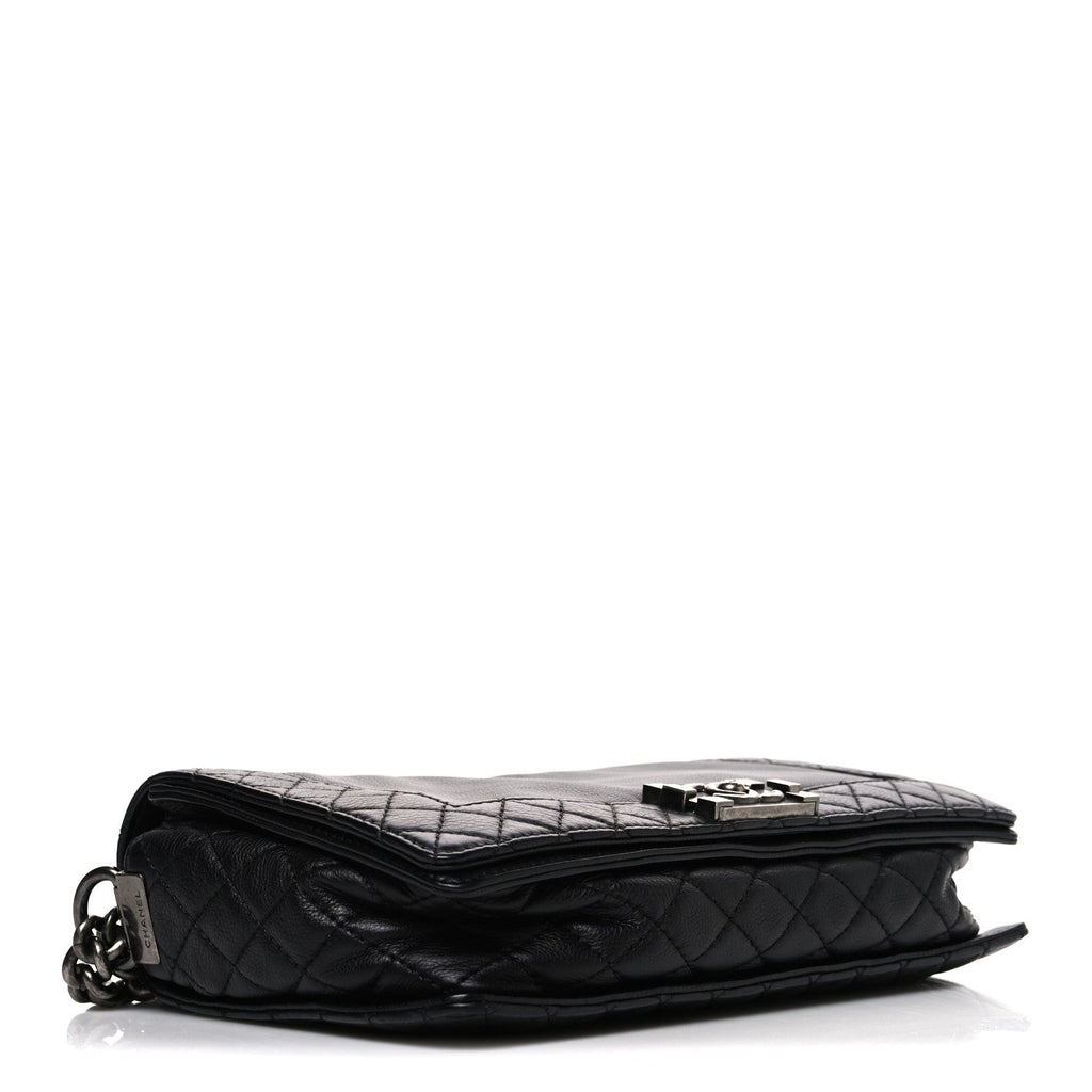 Calfskin New Medium Boy Reverso Flap Black