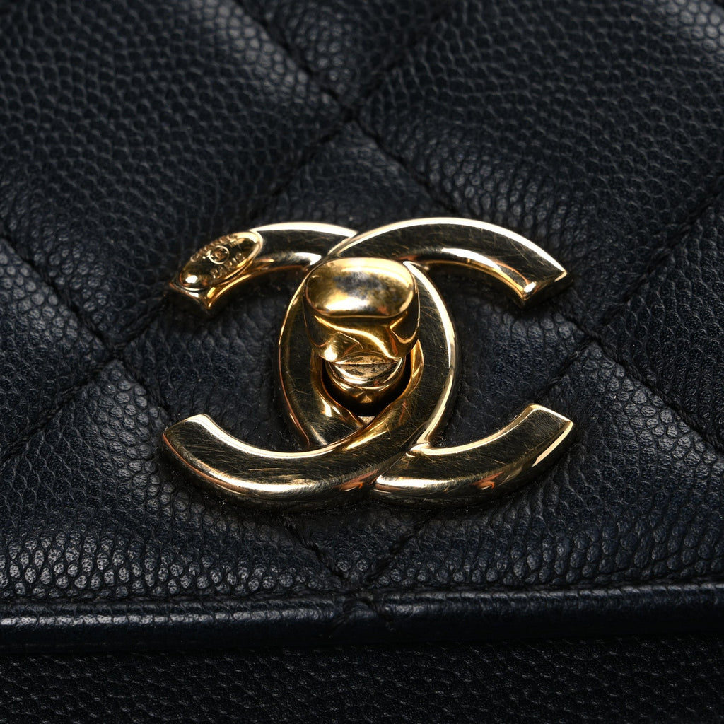 Caviar Quilted Medium Business Affinity Flap Black