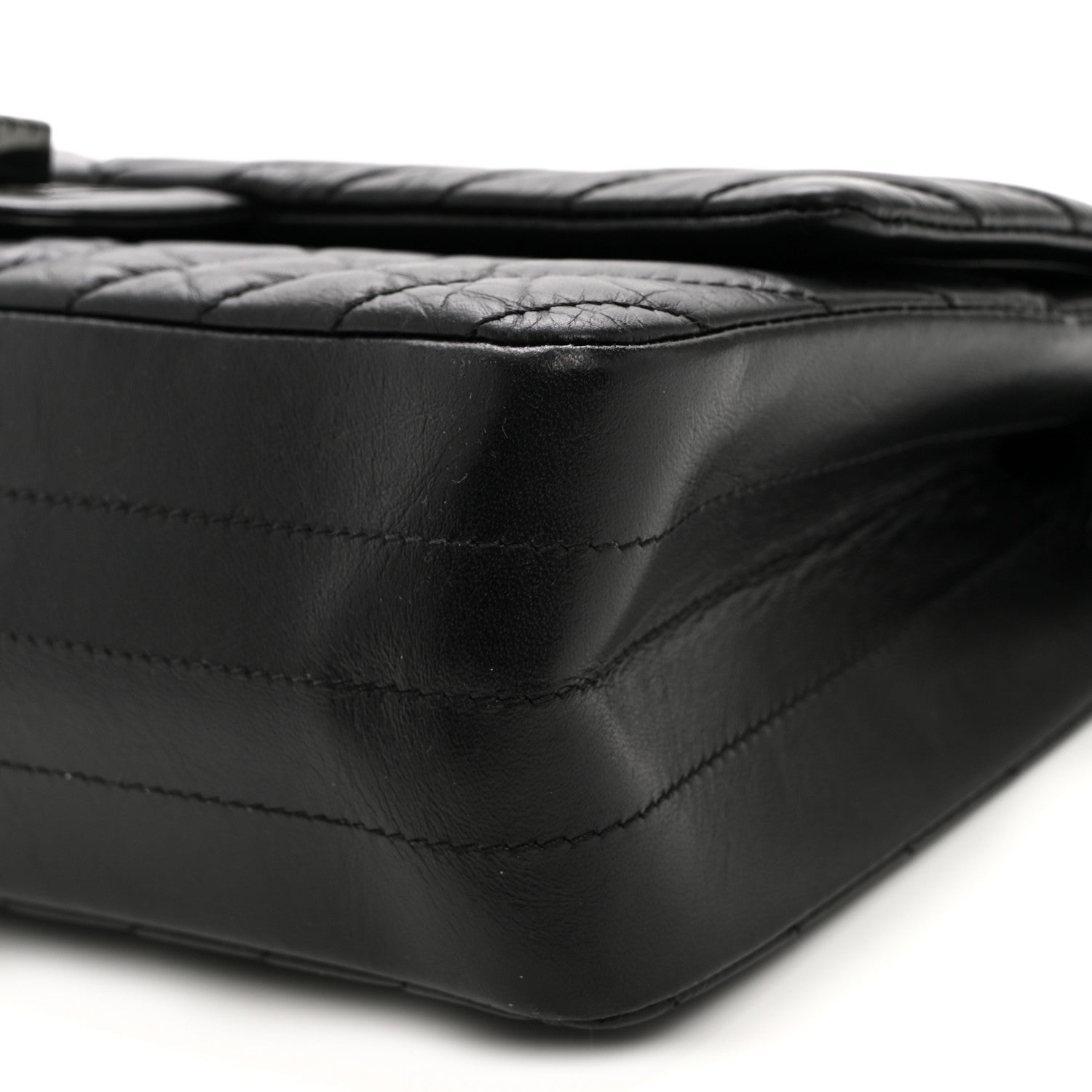Aged Calfskin Chevron Quilted 2.55 Reissue 225 Flap So Black