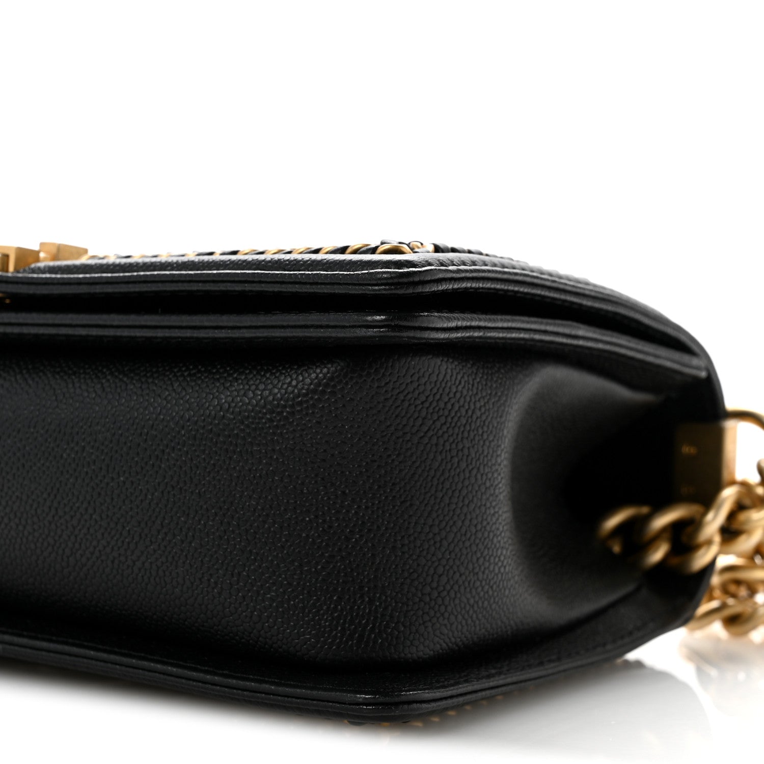 Caviar Quilted Medium Chain Around Boy Flap Black