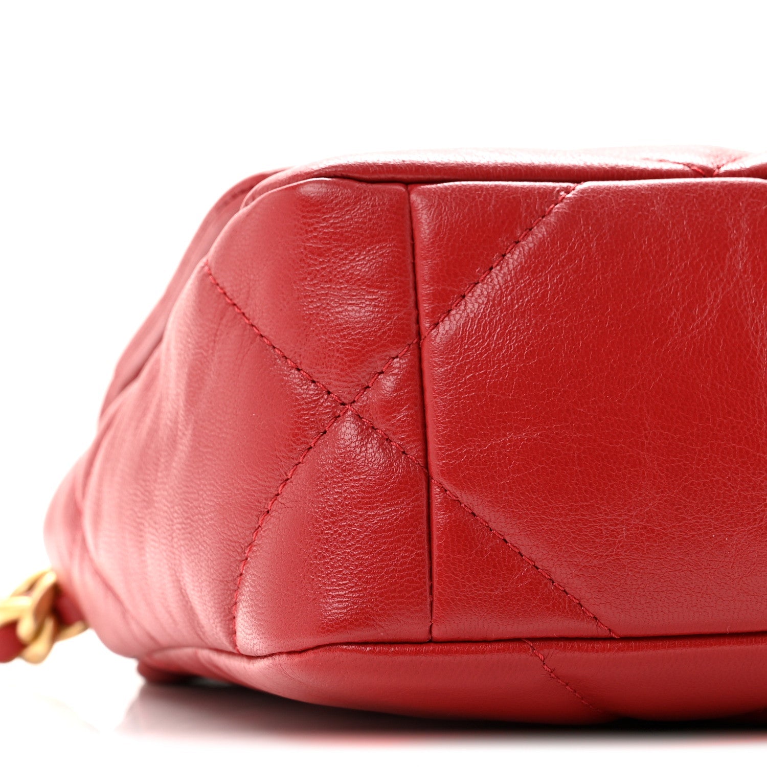 Goatskin Quilted Medium Chanel 19 Flap Red
