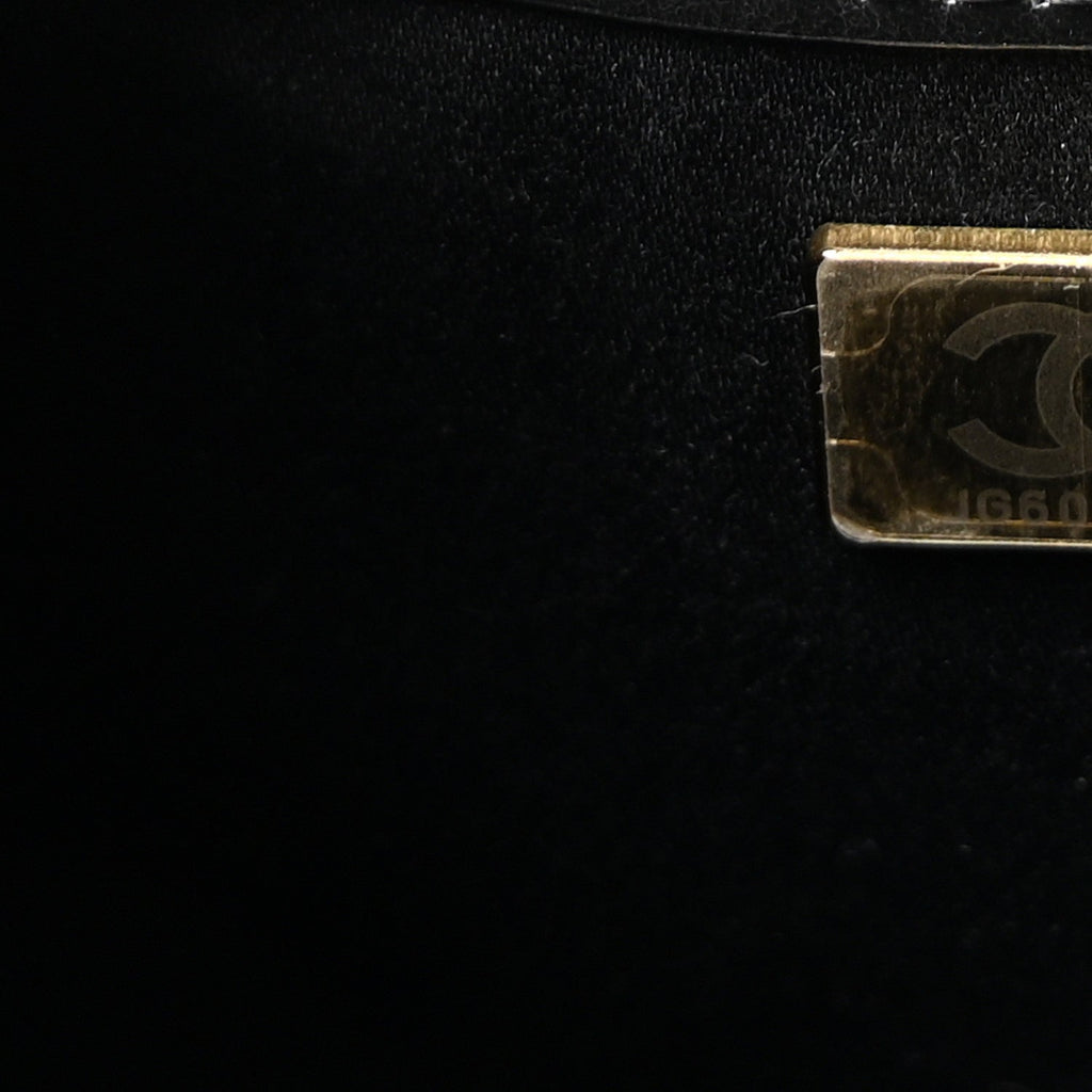 Shiny Crumpled Calfskin Quilted Small Chanel 25 Handbag Black