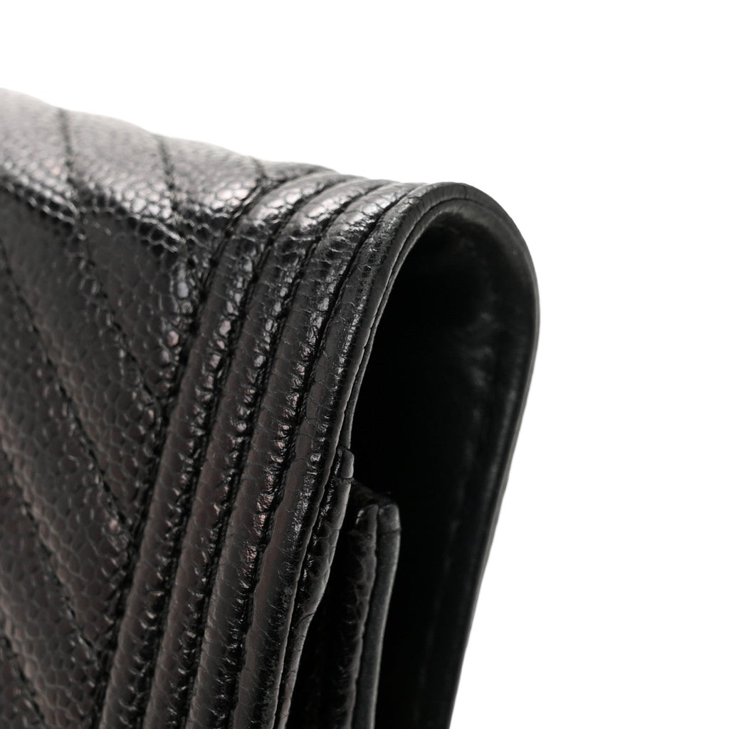 Caviar Chevron Quilted Boy Wallet On Chain WOC Black