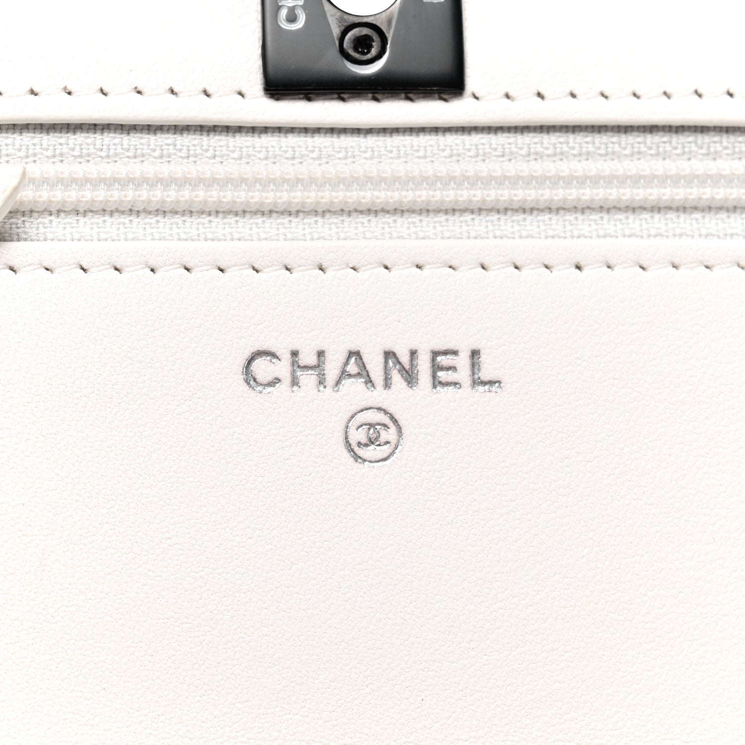 Lambskin Quilted Mini Trendy CC Wallet On Chain WOC White