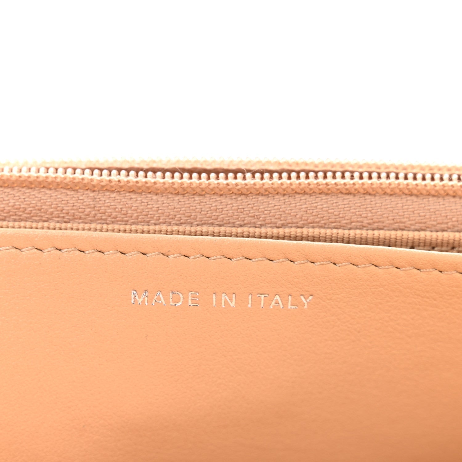 Caviar Quilted Wallet on Chain WOC Beige