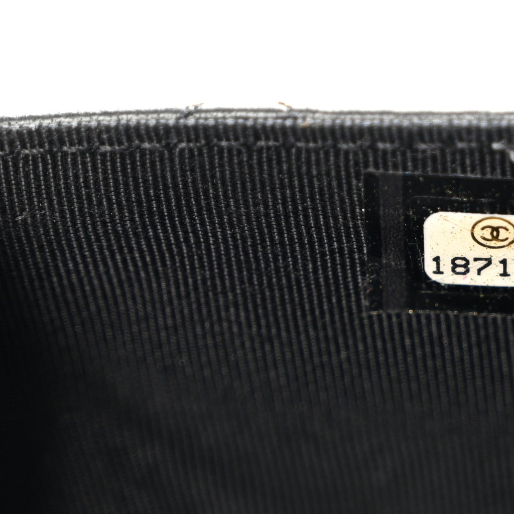 Lambskin Quilted Wallet On Chain WOC Black