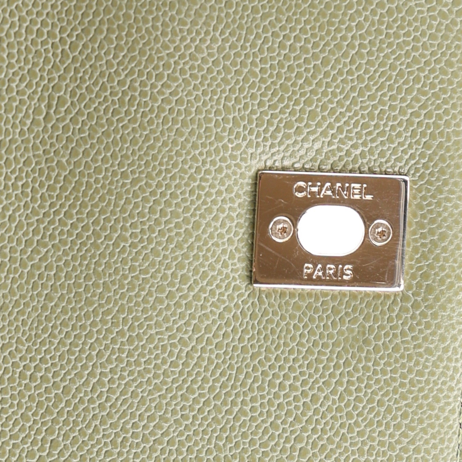 Caviar Quilted Medium Business Affinity Flap Green