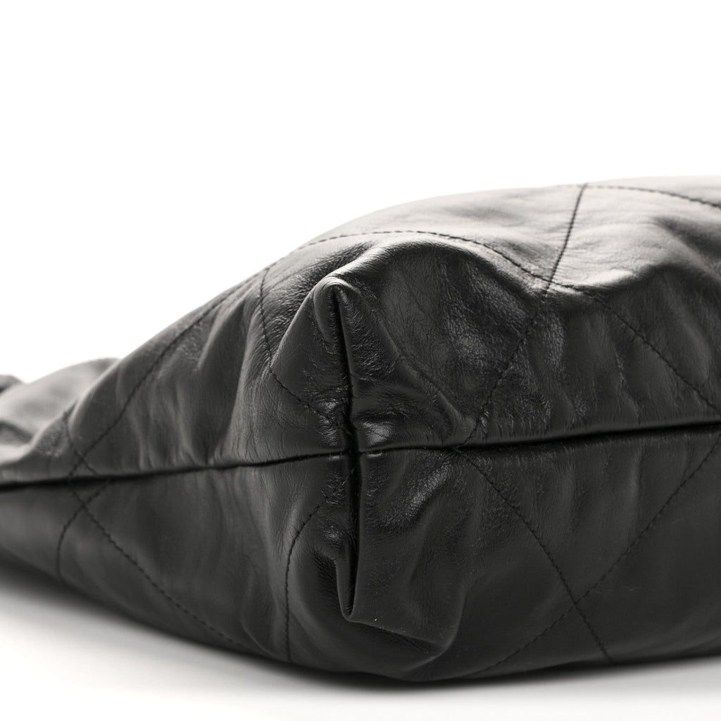 Shiny Calfskin Quilted Chanel 22 Black