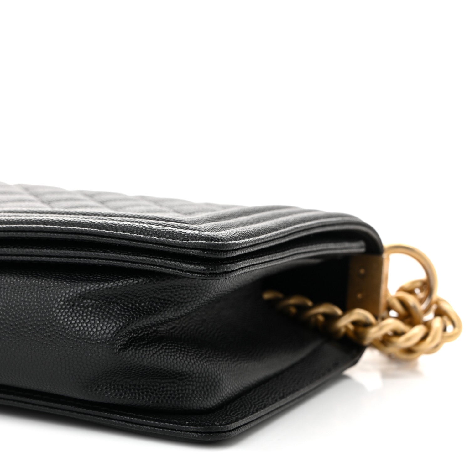 Caviar Quilted Medium Boy Flap Black