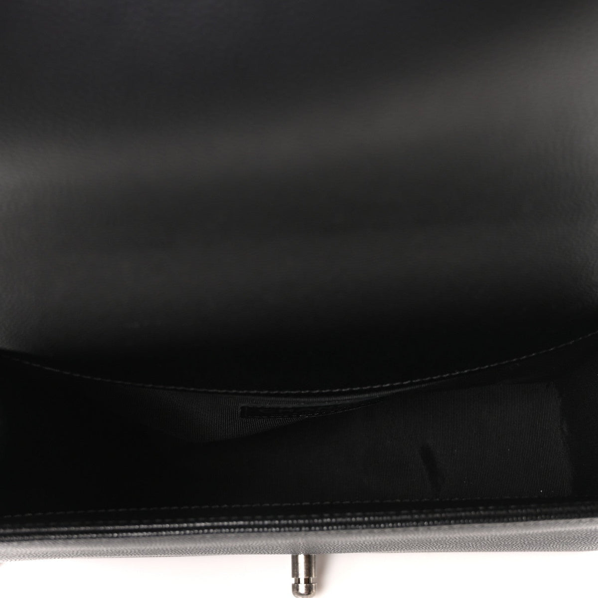 Caviar Quilted Medium Boy Flap Black