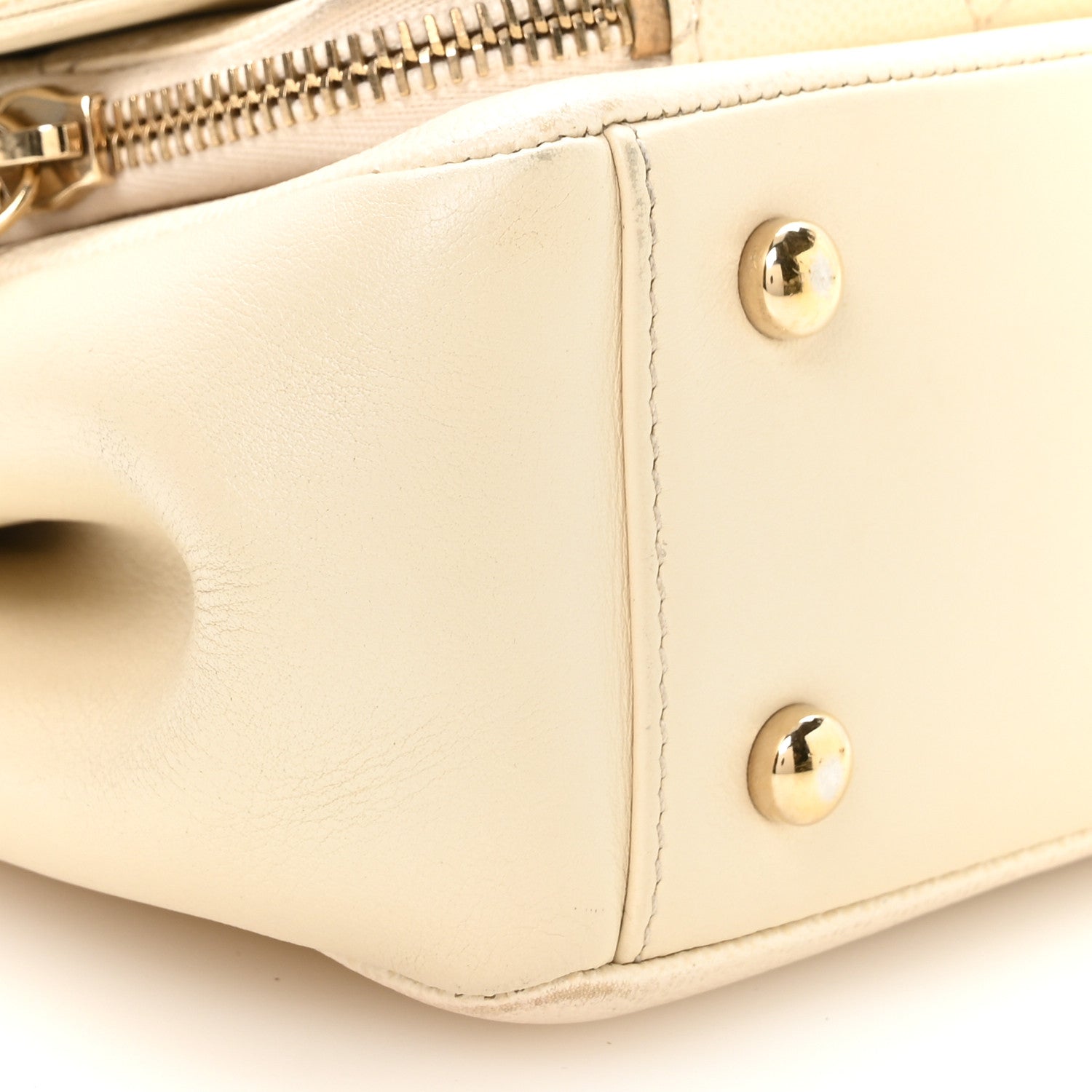 Caviar Quilted Small Business Affinity Flap White
