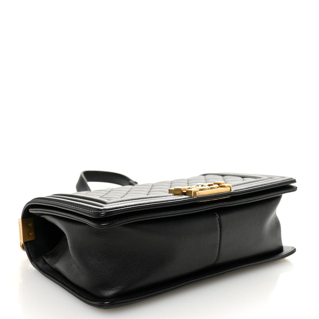 Caviar Quilted Medium Boy Flap Black