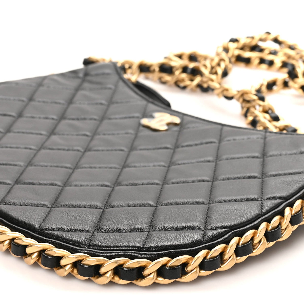 Shiny Crumpled Lambskin Quilted Large Trendy Chain Around Hobo Black