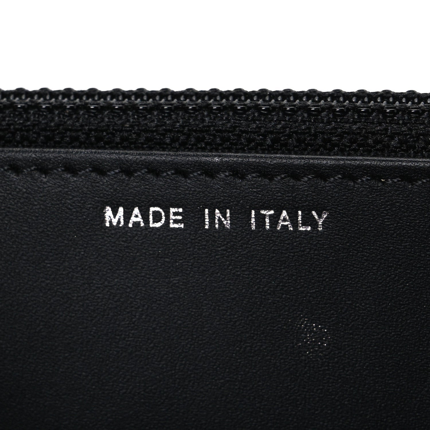 Patent Quilted Wallet On Chain WOC Black