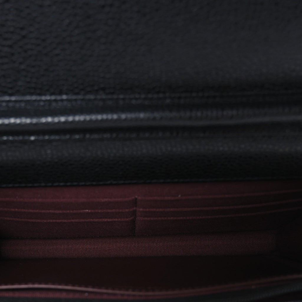 Caviar Quilted CC Turnlock Wallet On Chain WOC Black