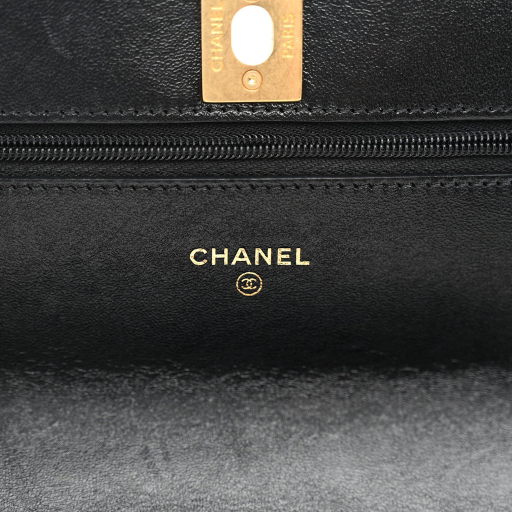 Lambskin Quilted Sweetheart Wallet On Chain WOC Black
