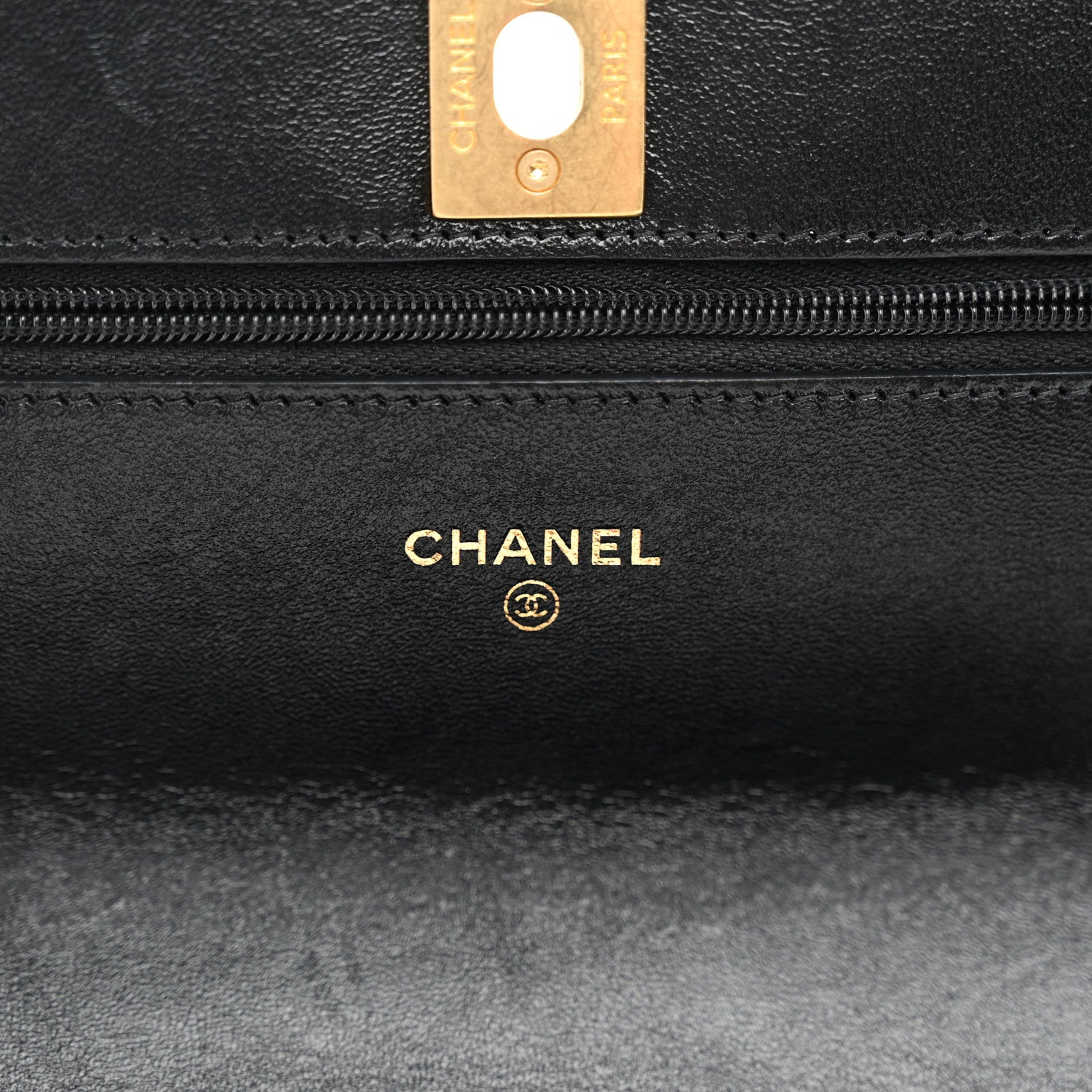 Lambskin Quilted Sweetheart Wallet On Chain WOC Black