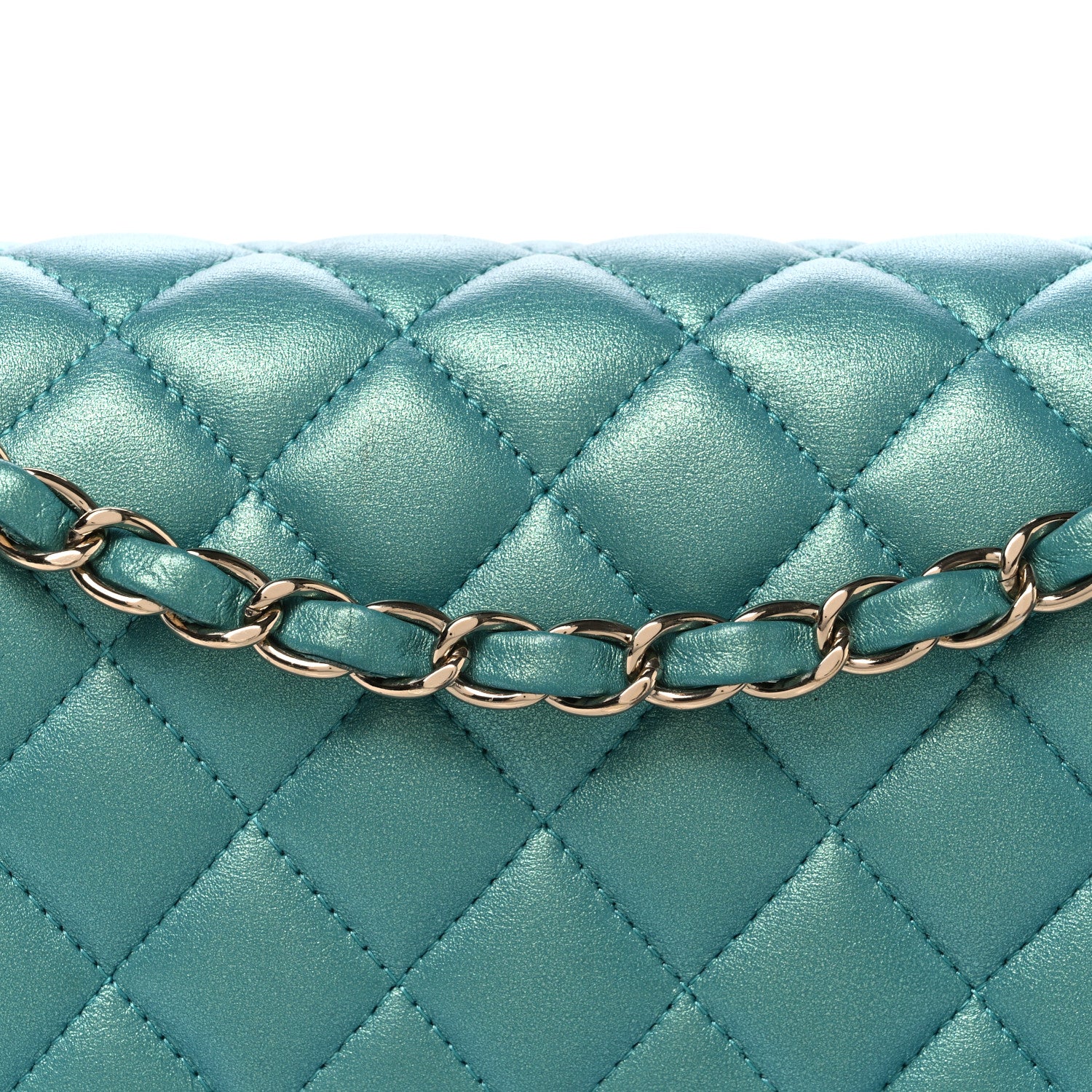 Iridescent Caviar Quilted Medium Double Flap Green