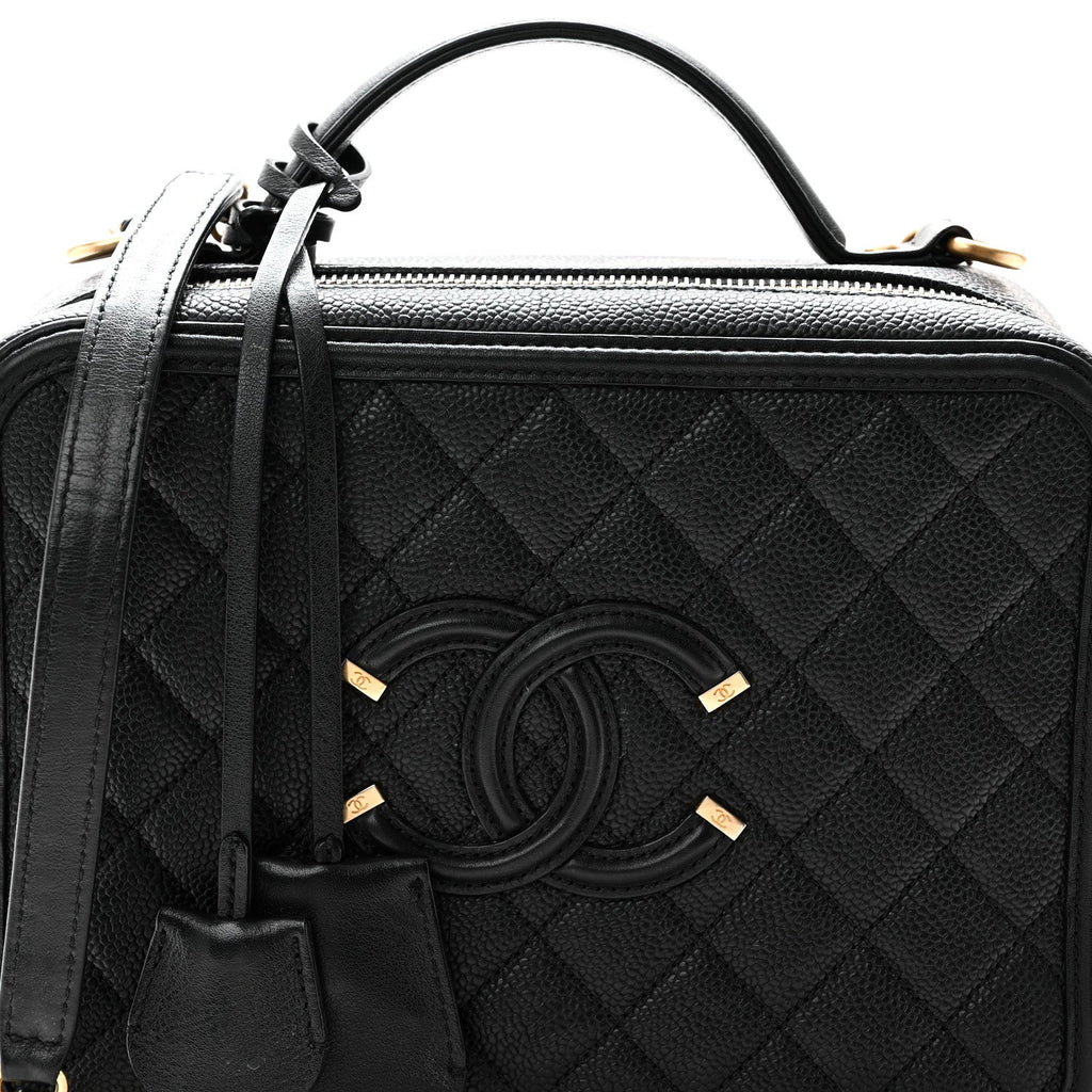 Caviar Quilted Large CC Filigree Vanity Case Black