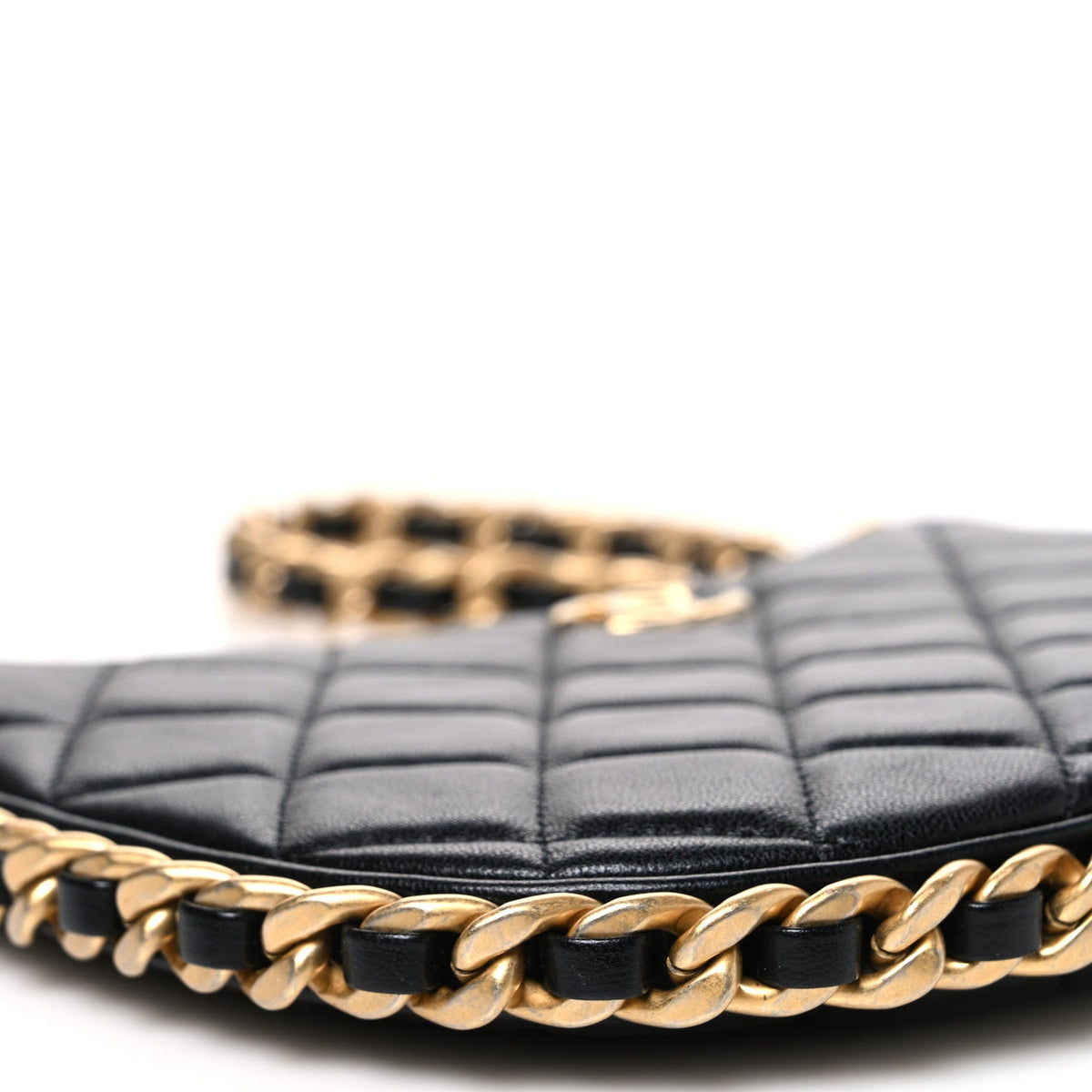 Shiny Crumpled Lambskin Quilted Trendy Chain Around Hobo Black