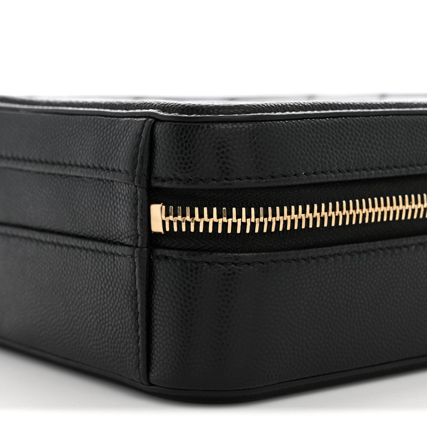 Caviar Quilted CC North South Filigree Vanity Case Black