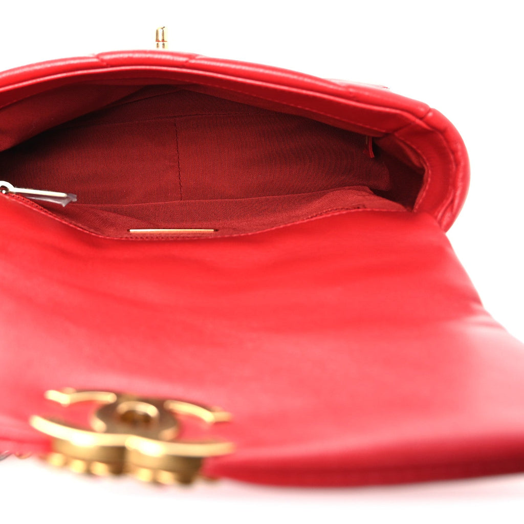 Lambskin Quilted Medium Chanel 19 Flap Red