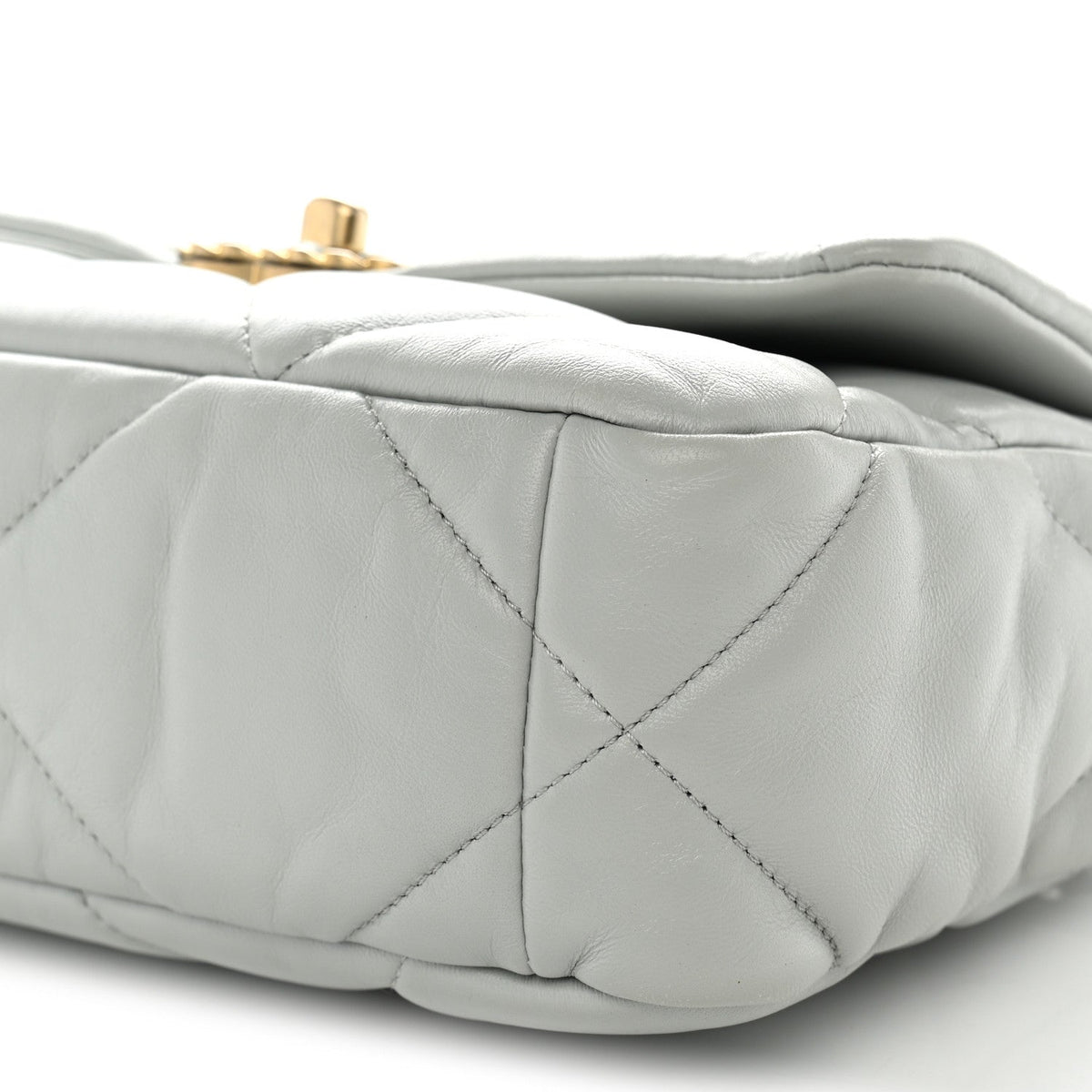 Lambskin Quilted Medium Chanel 19 Flap Grey