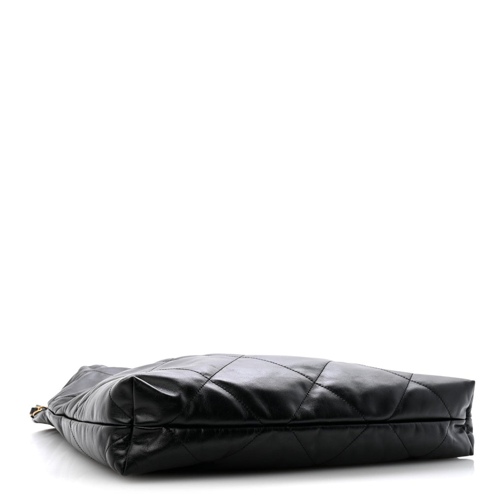 Shiny Calfskin Quilted Chanel 22 Black