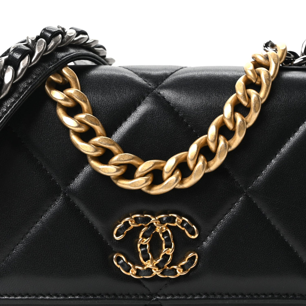 Lambskin Quilted Chanel 19 Wallet On Chain WOC Black