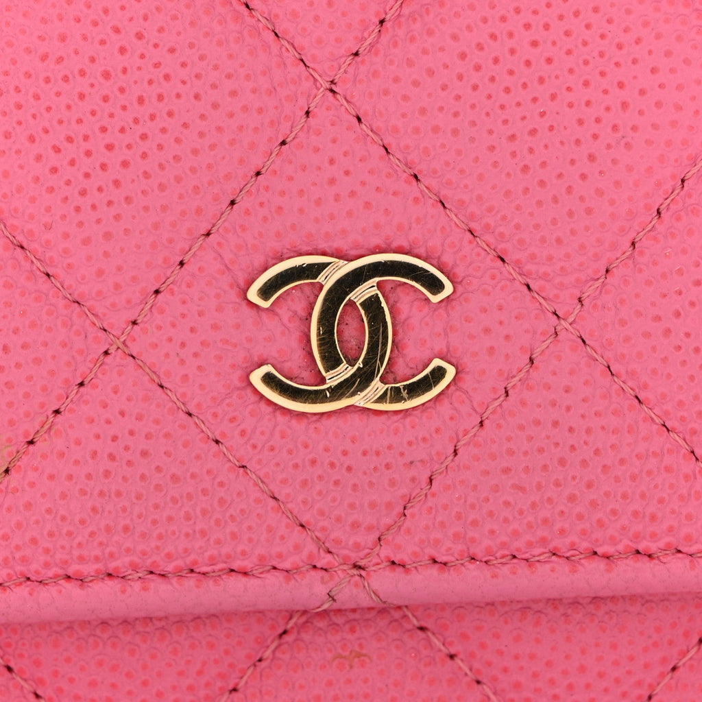 Caviar Quilted Wallet on Chain WOC Pink