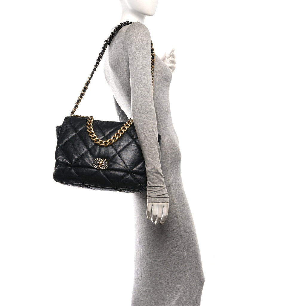 Goatskin Quilted Maxi Chanel 19 Flap Black