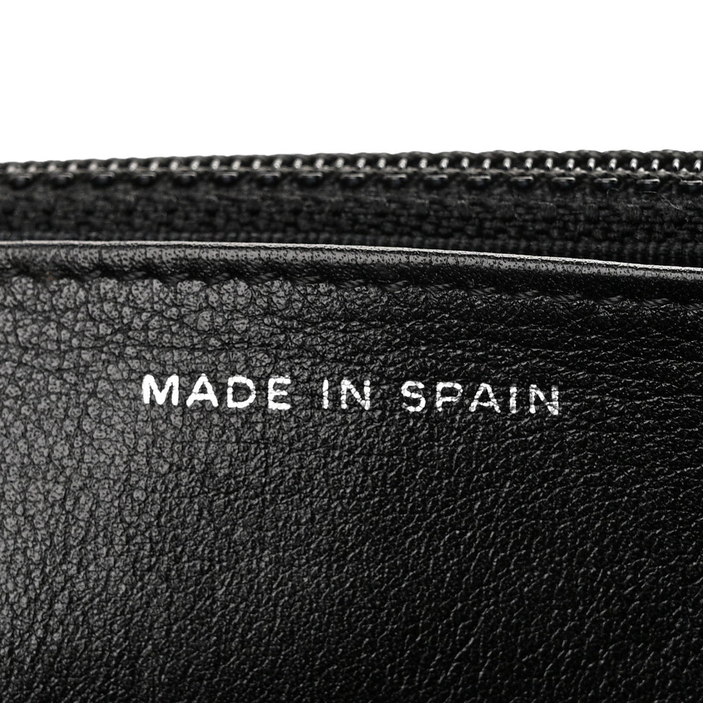 Patent Quilted Wallet On Chain WOC Black