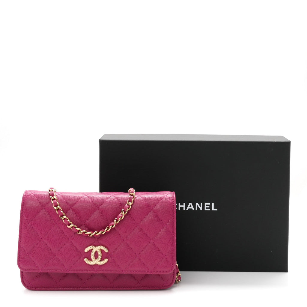 Caviar Quilted Chain Embossed CC Wallet On Chain WOC Fuchsia