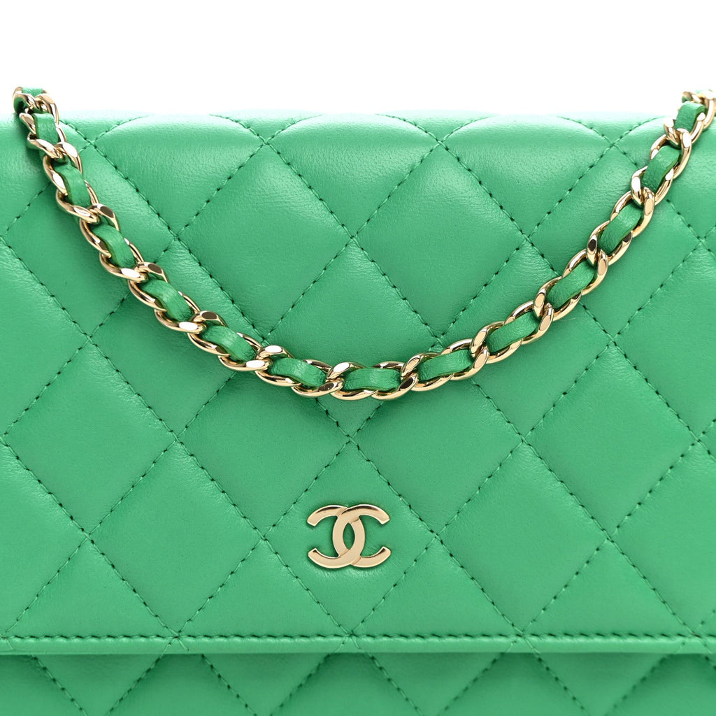 Lambskin Quilted Wallet On Chain WOC Green