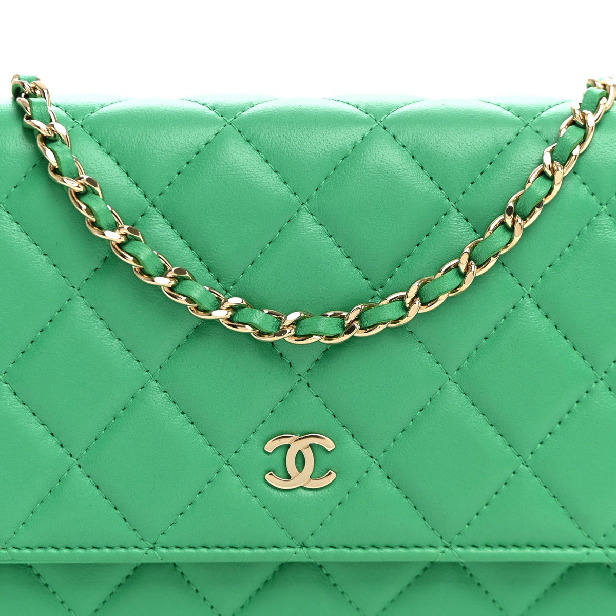 Lambskin Quilted Wallet On Chain WOC Green