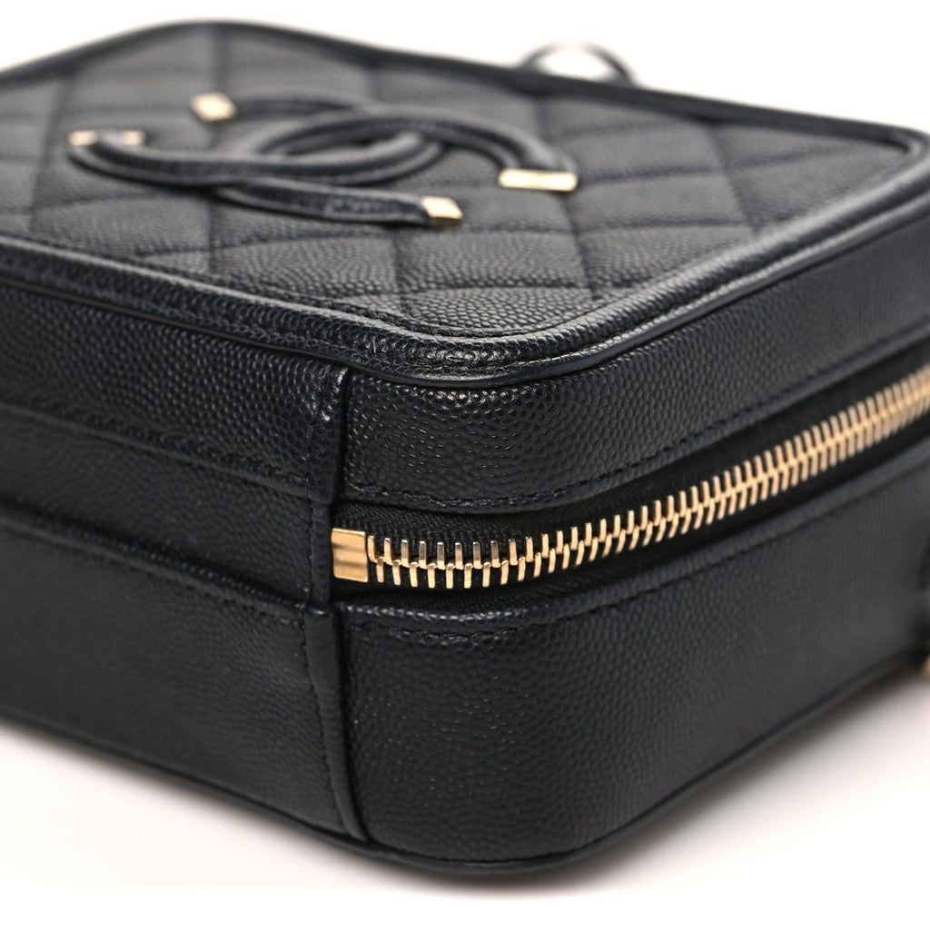 Caviar Quilted Small CC Filigree Vanity Case Black