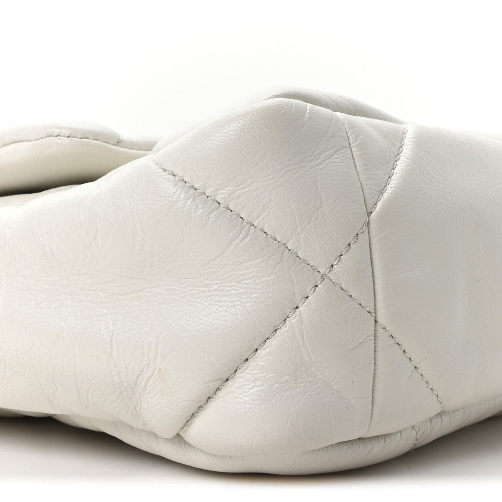 Lambskin Quilted Medium Chanel 19 Flap White