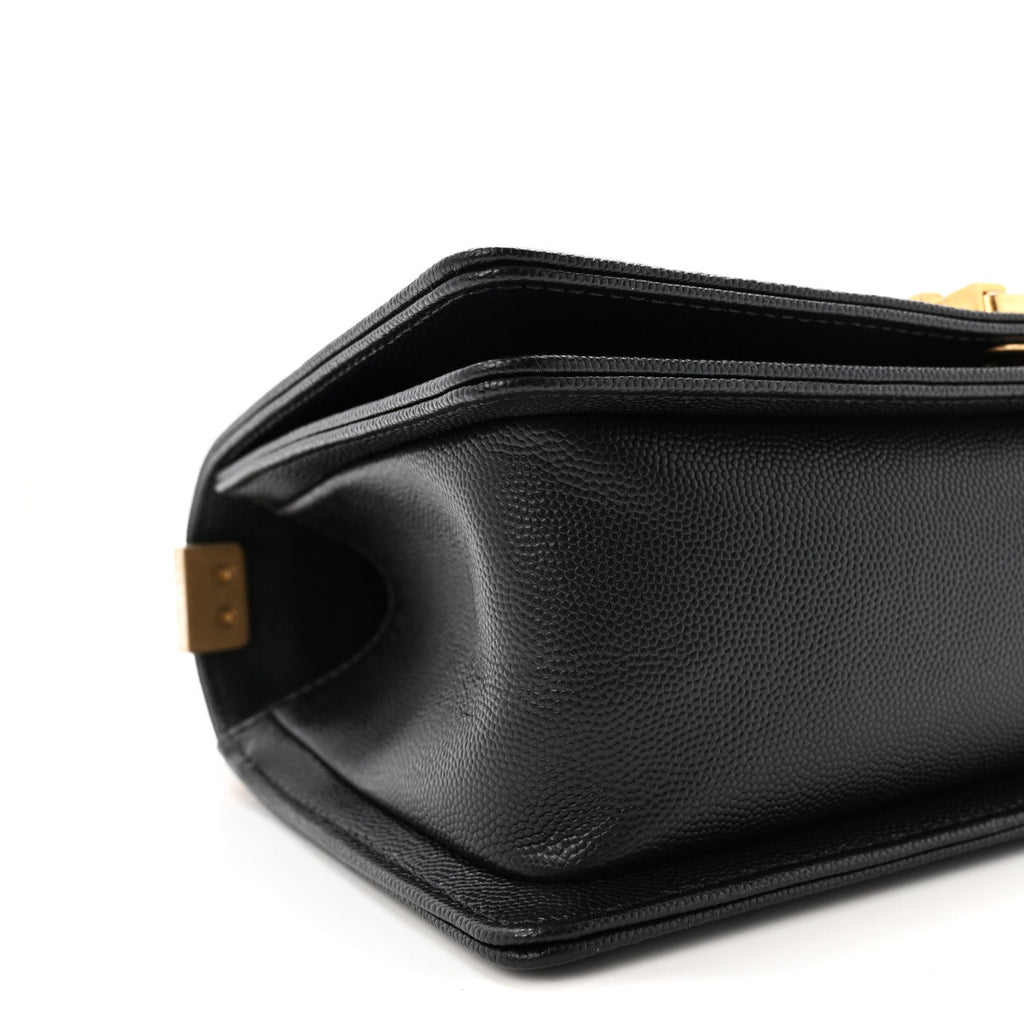 Caviar Quilted Medium Boy Flap Black