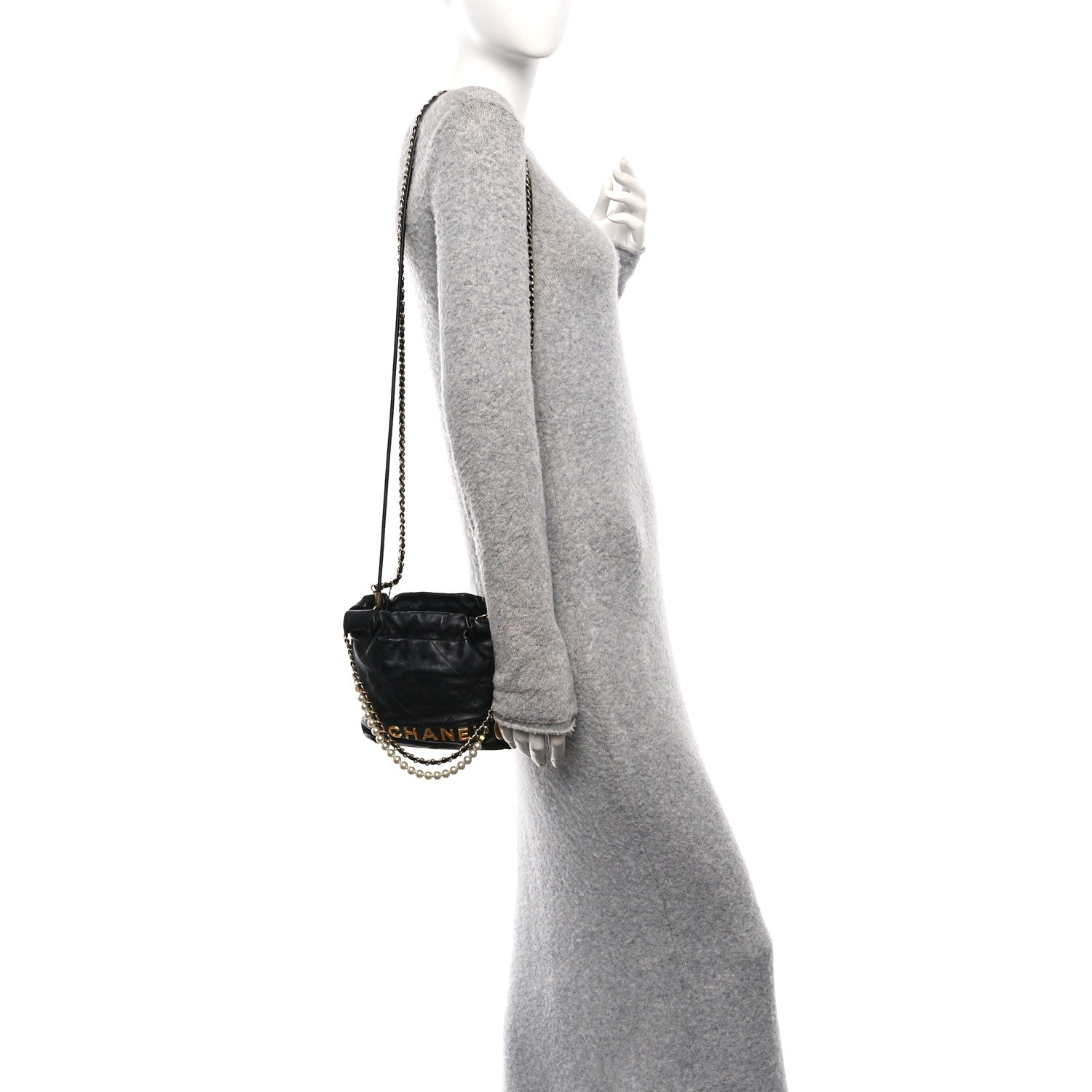 Shiny Crumpled Calfskin Quilted Pearl Mini Chanel 22 Black