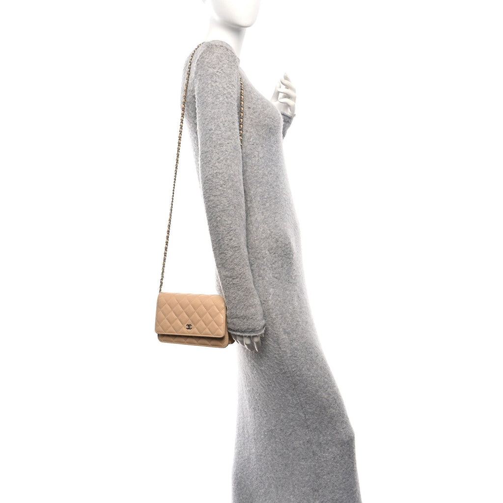 Caviar Quilted Wallet on Chain WOC Beige