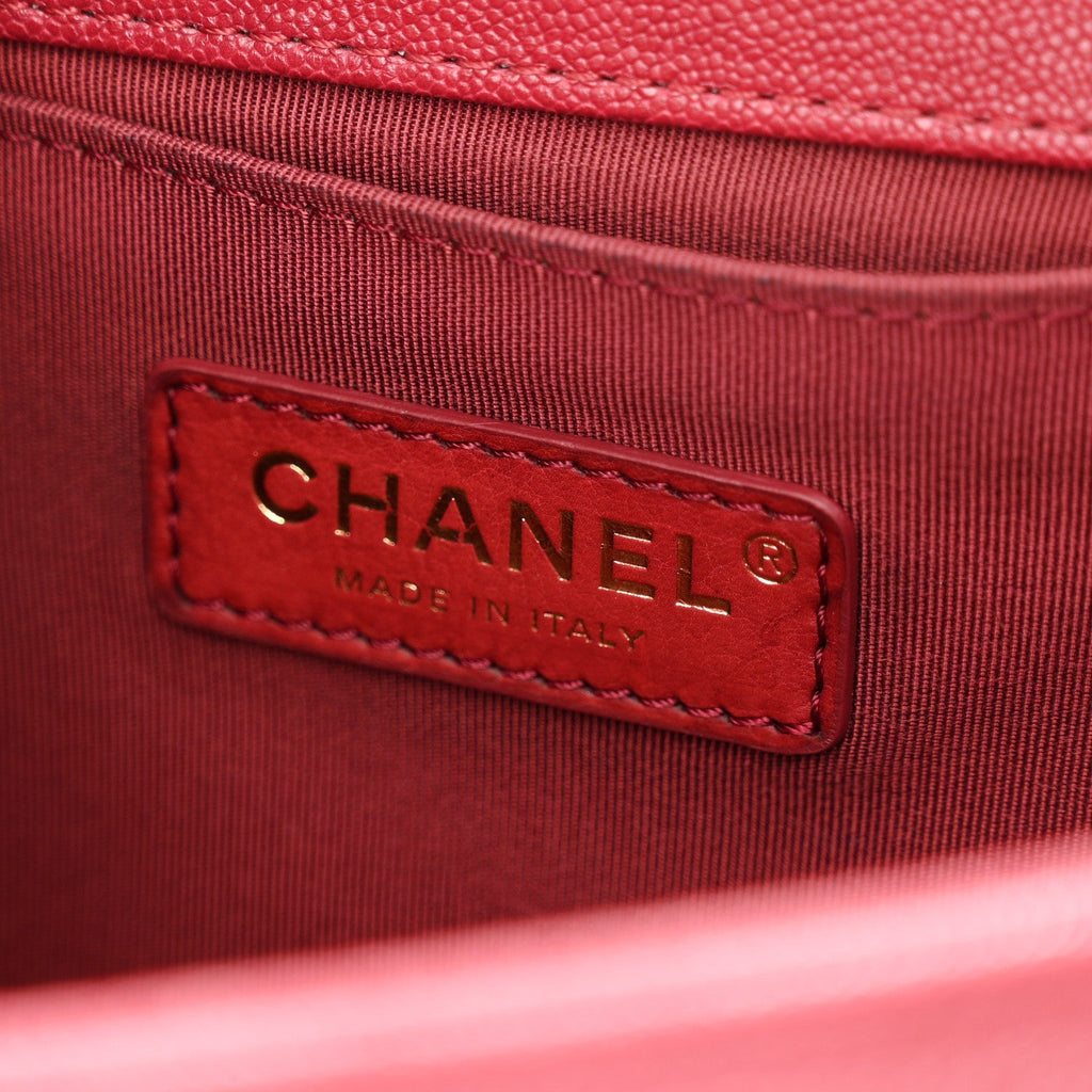 Caviar Quilted Medium Boy Flap Dark Red