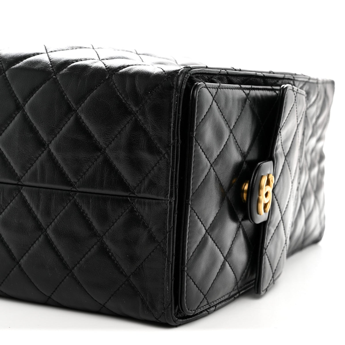 Shiny Crumpled Calfskin Quilted Medium Chanel 25 Handbag Black