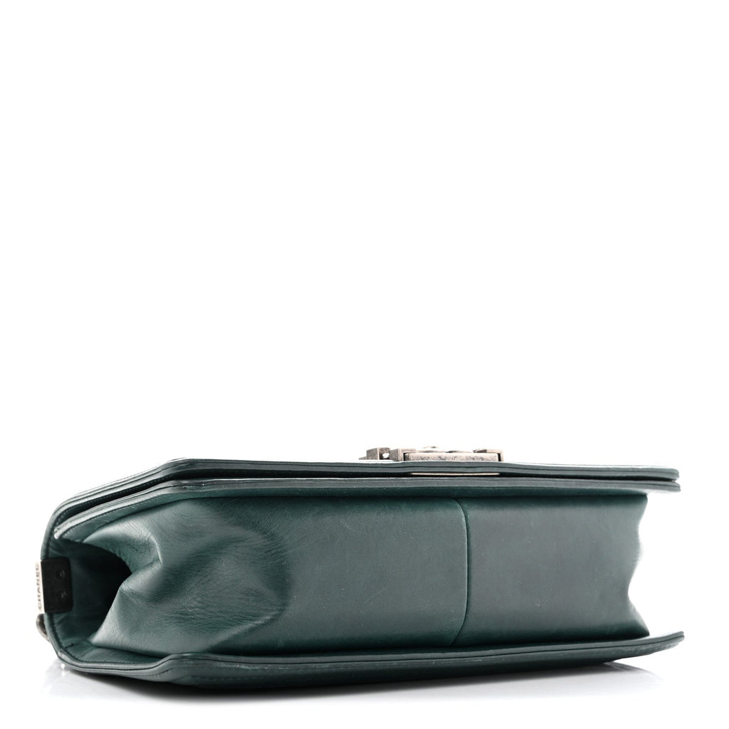 Calfskin Double Stitch Medium Boy Flap Green