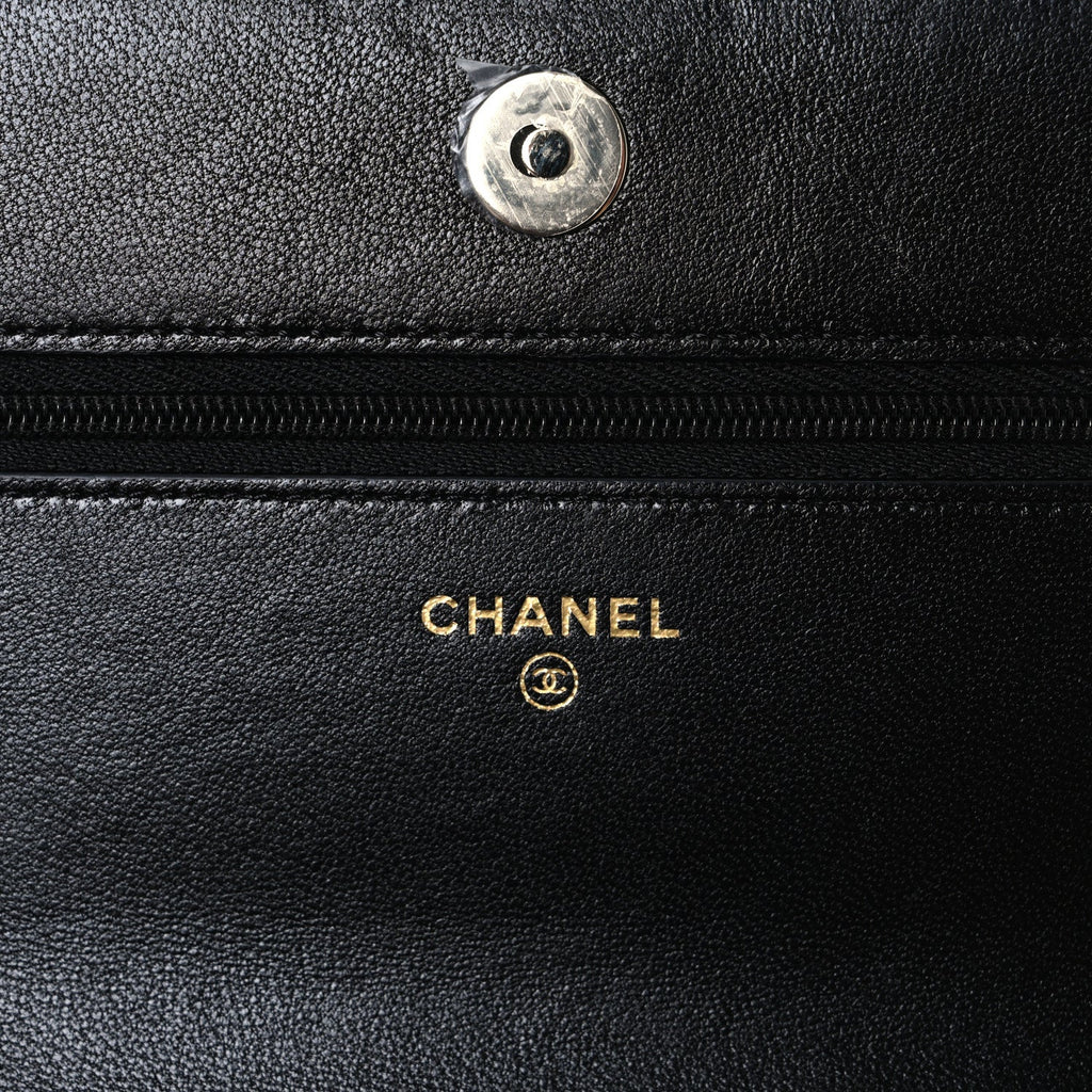 Lambskin Quilted Crystal CC Wallet On Chain WOC Black