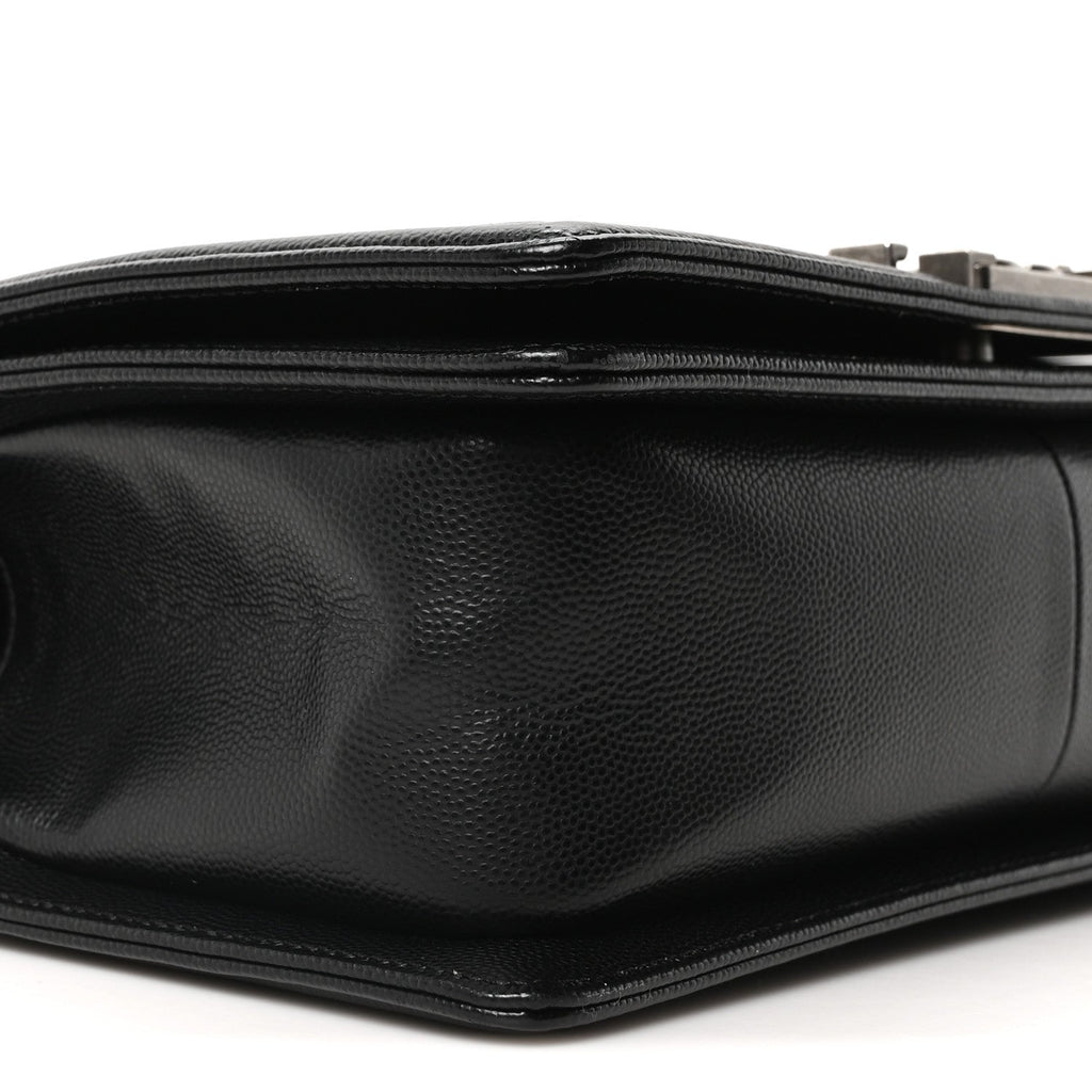 Caviar Quilted Medium Boy Flap Black