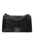 Caviar Quilted Medium Boy Flap Black