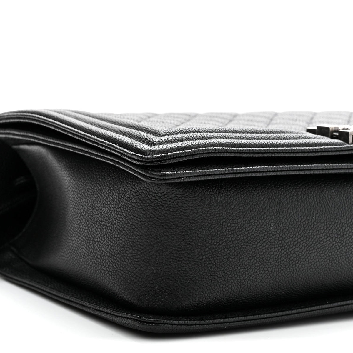 Caviar Quilted New Medium Boy Flap Black