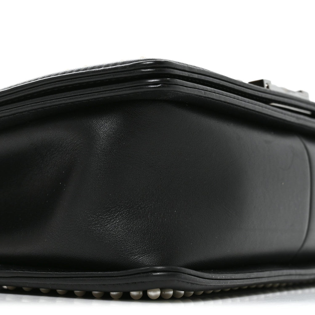 Calfskin Pearl Tweed Medium Boy Flap Black