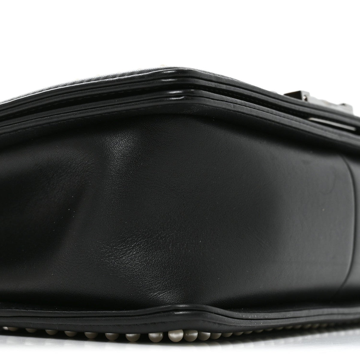 Calfskin Pearl Tweed Medium Boy Flap Black