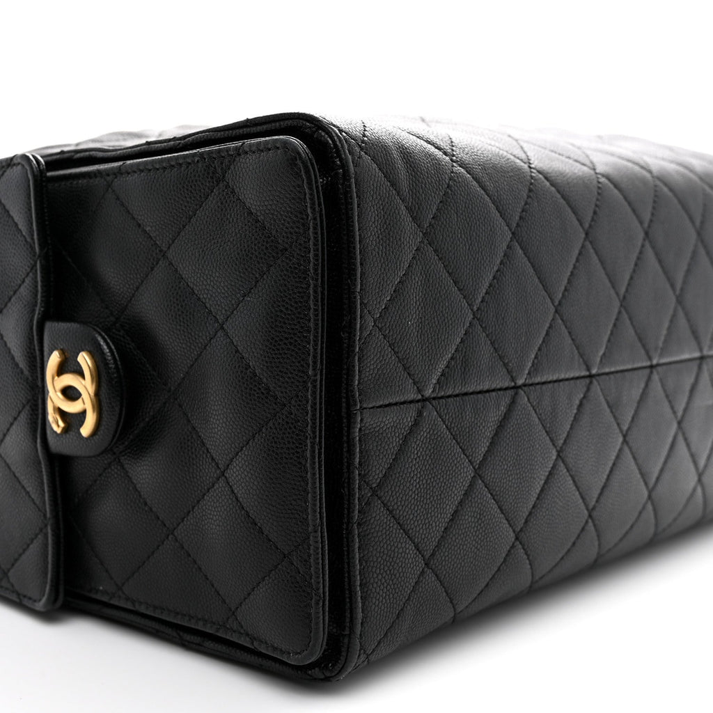 Caviar Quilted Medium Chanel 25 Handbag Black